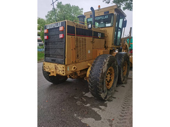 آلات البناء CATERPILLAR