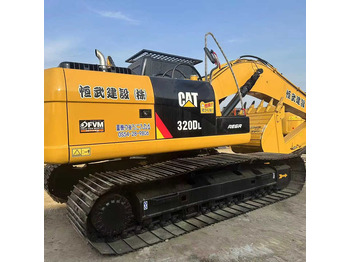 حفار زحاف CATERPILLAR 320D