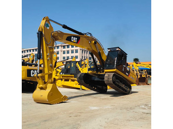 حفارة CATERPILLAR 330D2L