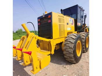 ممهدة CATERPILLAR 140K