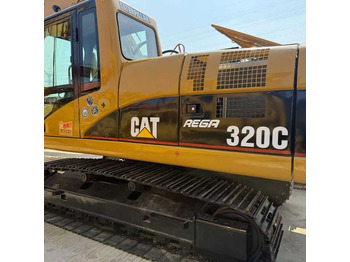 حفارة CATERPILLAR 320CL