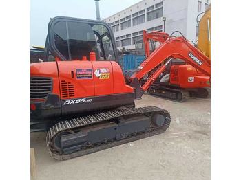 حفار زحاف DOOSAN DX55