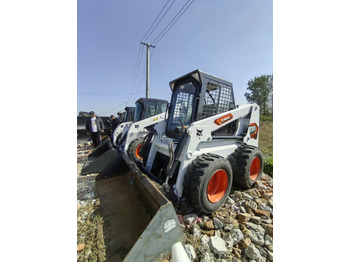 شيول صغير BOBCAT S590