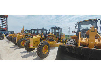 ممهدة CATERPILLAR 140M