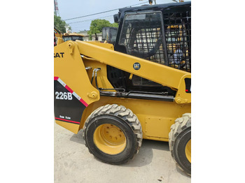 شيول صغير CATERPILLAR 226B: صورة 2 شيول صغير CATERPILLAR 226B: صورة 2