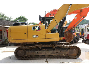 حفار زحاف CATERPILLAR 320