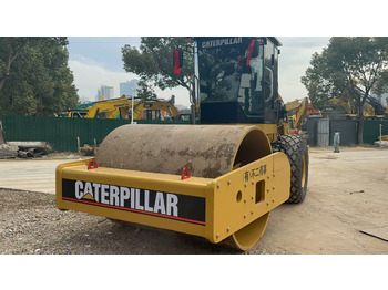 مدحلة اسفلت CATERPILLAR