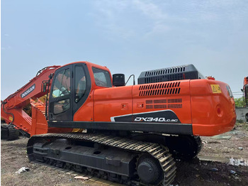 حفار زحاف DOOSAN DX340LC