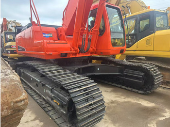 حفار زحاف DOOSAN DX420LC-9C: صورة 3
