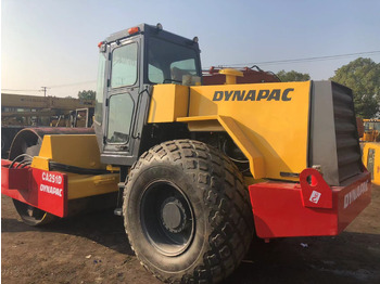 مدحلة اسفلت DYNAPAC
