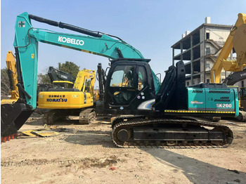 حفار زحاف KOBELCO