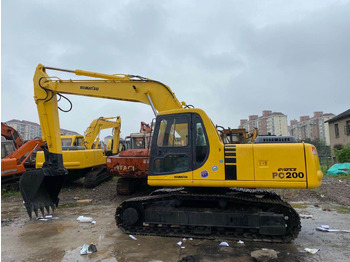 حفار زحاف KOMATSU PC200-6: صورة 4