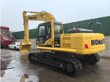 حفار زحاف KOMATSU PC240LC-8