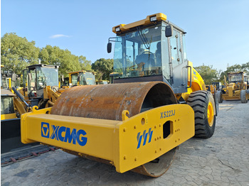 مدحلة اسفلت XCMG XS223J