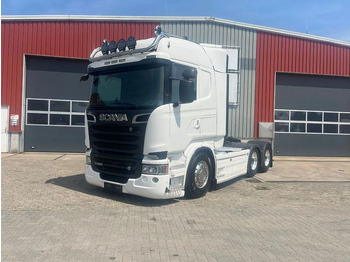وحدة جر SCANIA R 620
