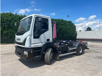 شاحنة ذات خطاف IVECO EuroCargo 160E