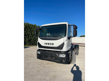 شاحنة ذات خطاف IVECO EuroCargo 180E