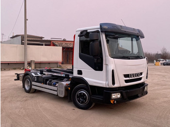 شاحنة ذات خطاف IVECO EuroCargo 80E