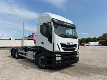 شاحنة ذات خطاف IVECO Stralis 510