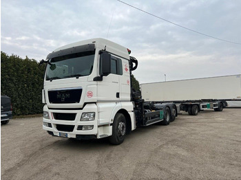 شاحنة ذات خطاف MAN TGX 26.480