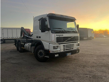 شاحنة ذات خطاف VOLVO FM12 420