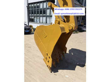 حفار زحاف Caterpillar 320D2: صورة 3