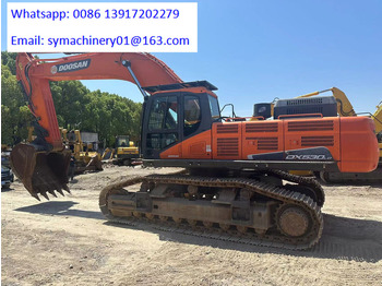 حفار زحاف DOOSAN DX520