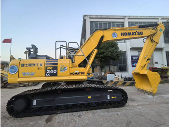 حفار زحاف KOMATSU PC240LC-8