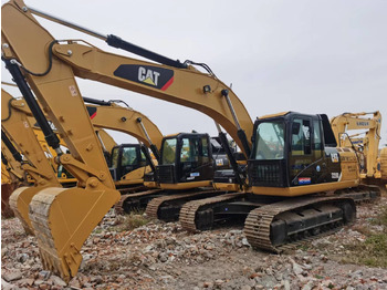 حفار زحاف CATERPILLAR 320D