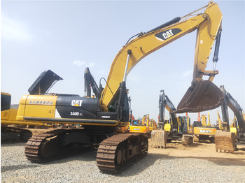 حفار زحاف CATERPILLAR 340D