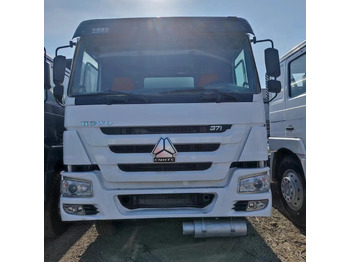 شاحنة صهريج SINOTRUK HOWO