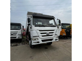 SINOTRUK HOWO 6x4 Dump Truck Click for Discount SINOTRUK HOWO 6x4 Dump Truck Click for Discount: صورة 1