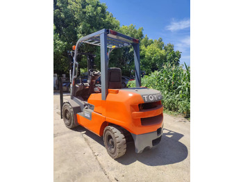 رافعة شوكية ديزل TOYOTA