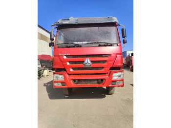 شاحنة SINOTRUK HOWO
