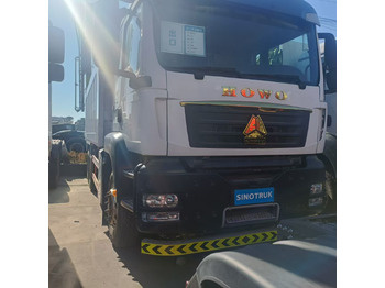 شاحنة SINOTRUK HOWO