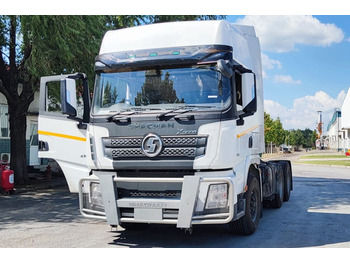 وحدة جر SHACMAN