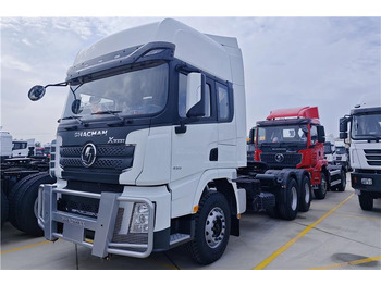 وحدة جر SHACMAN