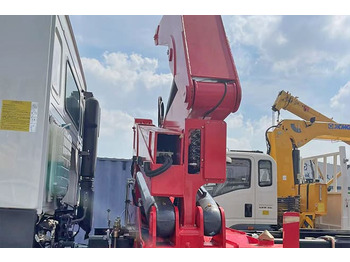 جديدة شاحنات الحاويات / جسم علوي قابل للتغيير شاحنة XCMG 20 Ft Side Lifter Truck for Sale in Papua New Guinea: صورة 3 جديدة شاحنات الحاويات / جسم علوي قابل للتغيير شاحنة XCMG 20 Ft Side Lifter Truck for Sale in Papua New Guinea: صورة 3