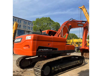 حفار زحاف DOOSAN DH225