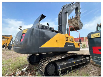 حفار زحاف VOLVO EC350