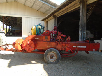 مكبس البالات المستطيله MASSEY FERGUSON