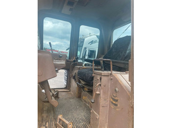 جرافة CAT CAT D6D: صورة 5