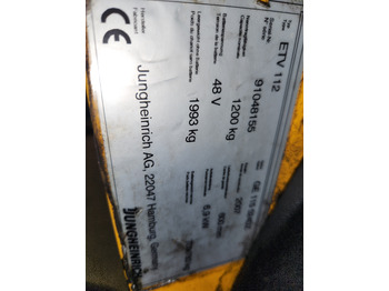 شاحنة مناوِلة JUNGHEINRICH ETV