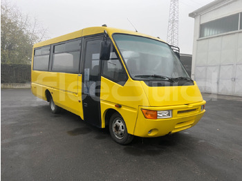حافلة مدرسية IVECO