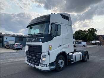 وحدة جر VOLVO FH 500