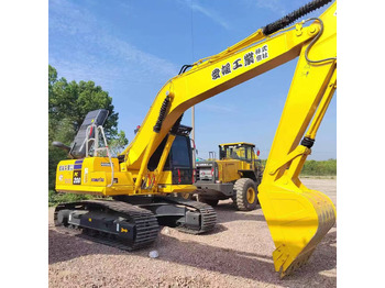 حفار زحاف KOMATSU PC200-8