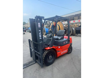 رافعة شوكية ديزل HELI