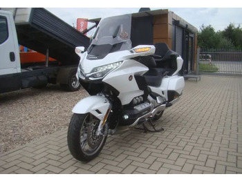 دراجة نارية HONDA