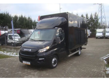 شاحنة مغلقة الصندوق IVECO Daily 35C15