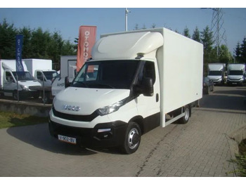شاحنة مغلقة الصندوق IVECO Daily